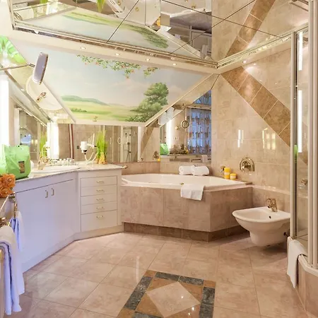 Katharina Penthouse * וילינגן